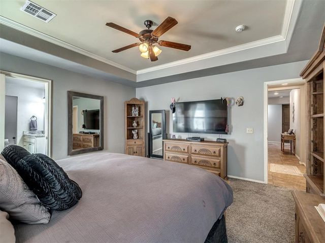 875 Cottonwood Court, Guthrie, OK 73044