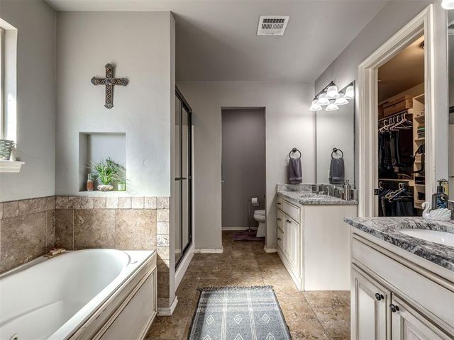 875 Cottonwood Court, Guthrie, OK 73044