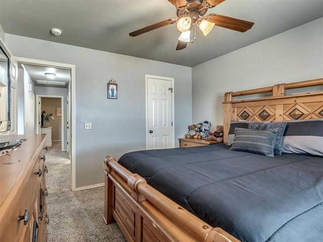 875 Cottonwood Court, Guthrie, OK 73044