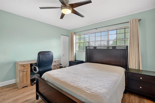 2124 NE 9th Avenue 2124, Wilton Manors, FL 33305