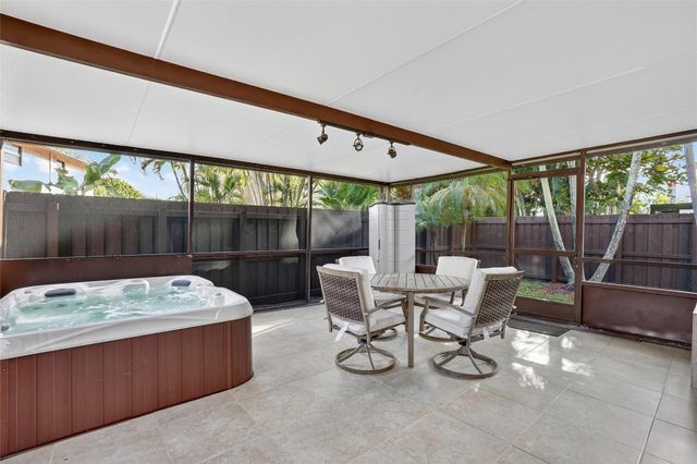 2124 NE 9th Avenue 2124, Wilton Manors, FL 33305