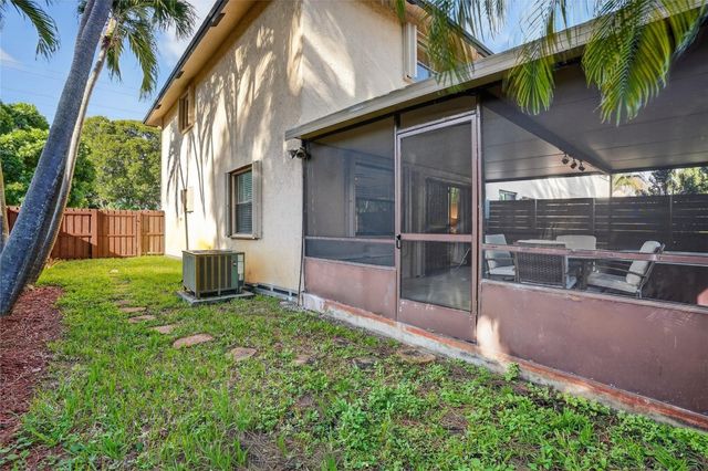 2124 NE 9th Avenue 2124, Wilton Manors, FL 33305