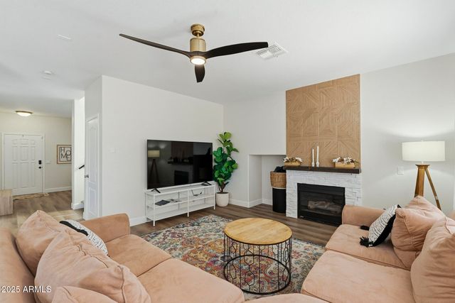 30158 N ROYAL OAK Way, San Tan Valley, AZ 85143