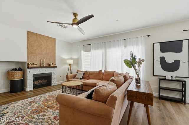 30158 N ROYAL OAK Way, San Tan Valley, AZ 85143