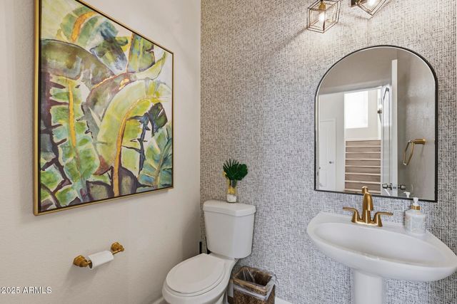 30158 N ROYAL OAK Way, San Tan Valley, AZ 85143