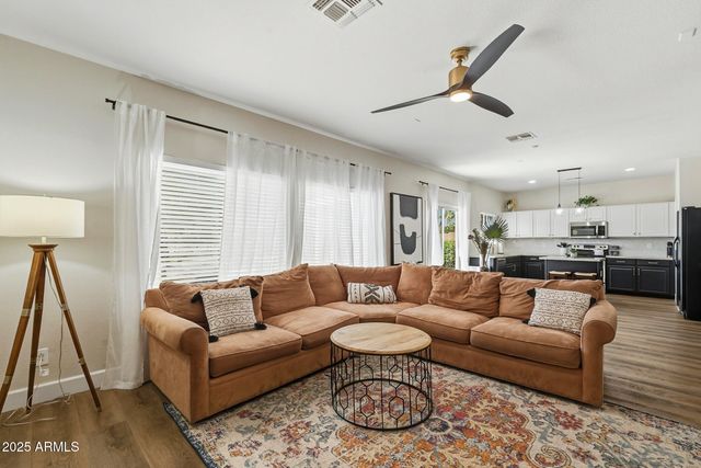 30158 N ROYAL OAK Way, San Tan Valley, AZ 85143