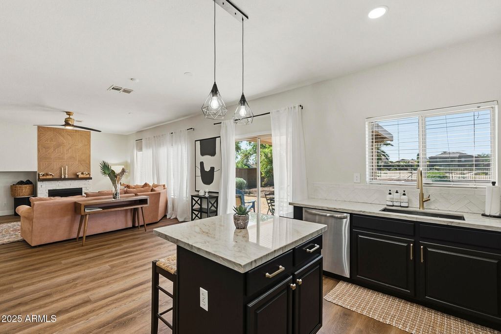 30158 N ROYAL OAK Way, San Tan Valley, AZ 85143 — photo 2