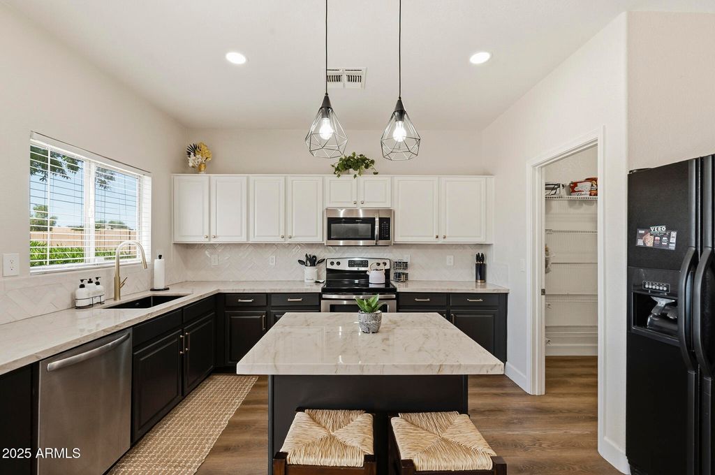 30158 N ROYAL OAK Way, San Tan Valley, AZ 85143 — photo 4