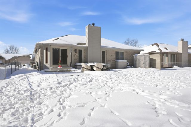 46602 Meadowview Drive, Shelby Twp, MI 48317