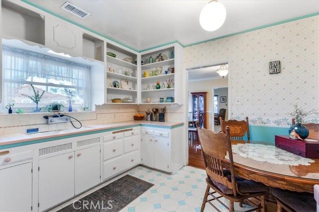 2289 Golden Avenue Avenue, Long Beach, CA 90806