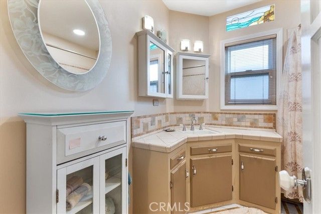 2289 Golden Avenue Avenue, Long Beach, CA 90806