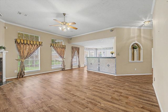 3618 Dry Creek Drive, Pasadena, TX 77505