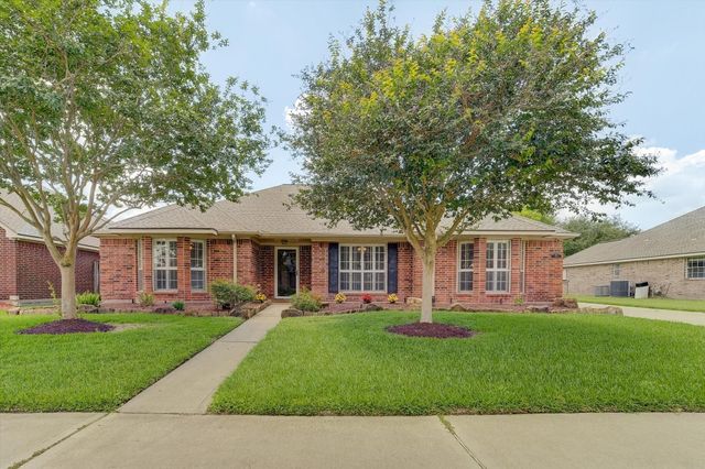 3618 Dry Creek Drive, Pasadena, TX 77505
