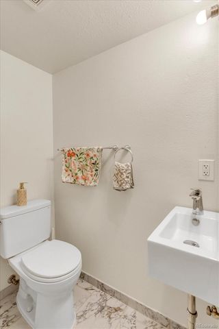 7373 W Florida Avenue 15D, Lakewood, CO 80232