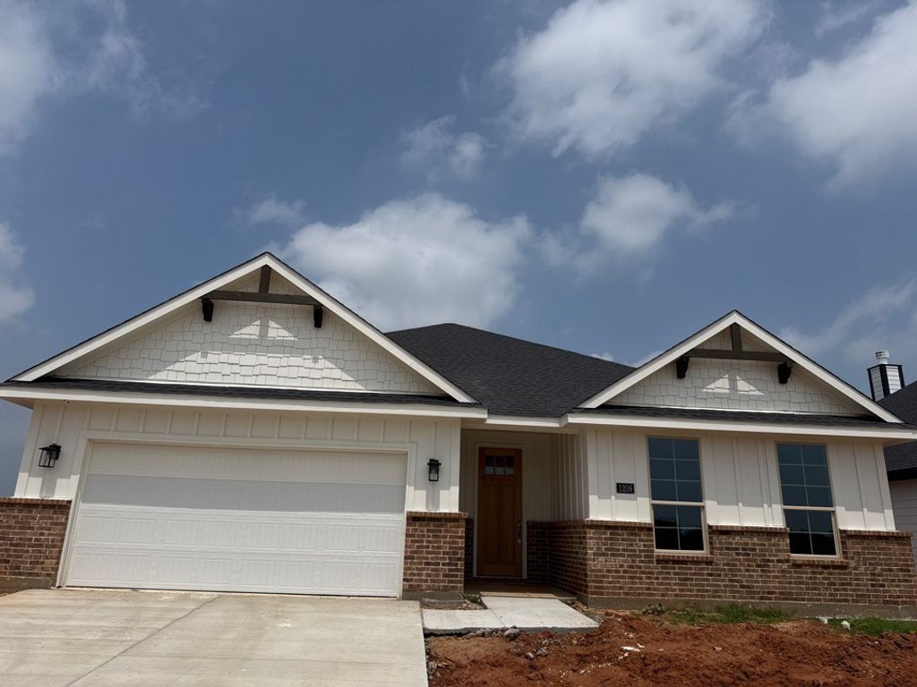 1209 Colca Drive, Springtown, TX 76082