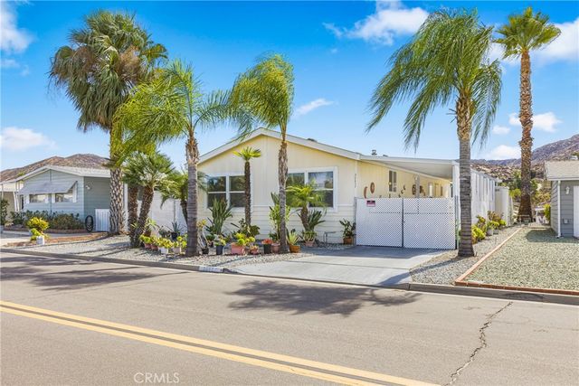 30857 Palmetto Palm, Homeland, CA 92548