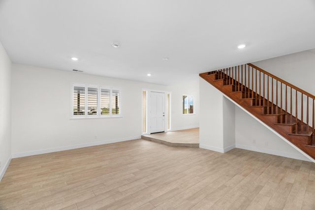 25393 Kennefick Rd, Galt, CA 95632