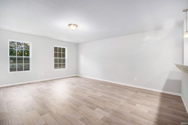 2210 Miami Trail, Huntington, IN 46750