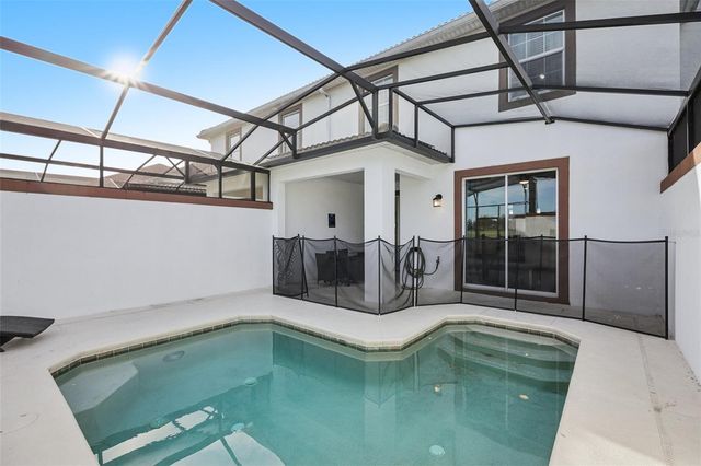 8985 STINGER DRIVE, Davenport, FL 33896