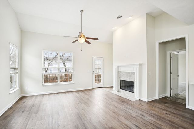 117 Otter Glenn Dr, Hendersonville, TN 37075