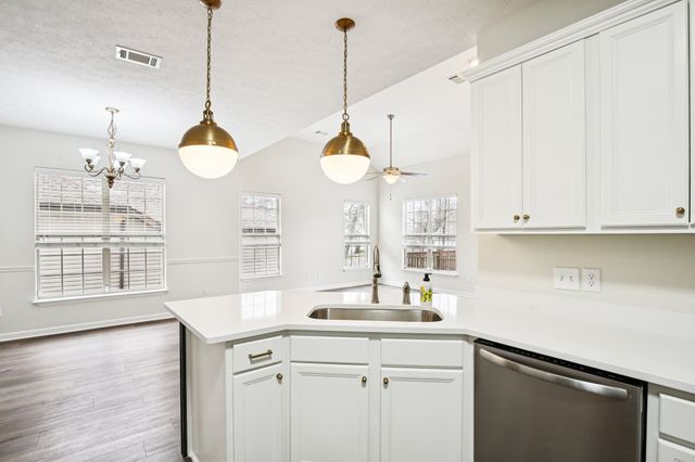 117 Otter Glenn Dr, Hendersonville, TN 37075