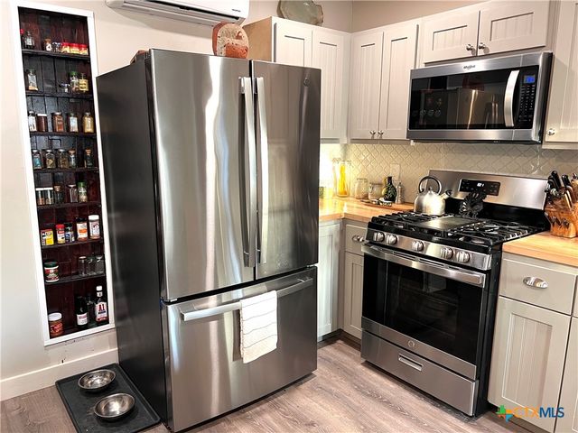 3080 S State Highway 123, Seguin, TX 78155