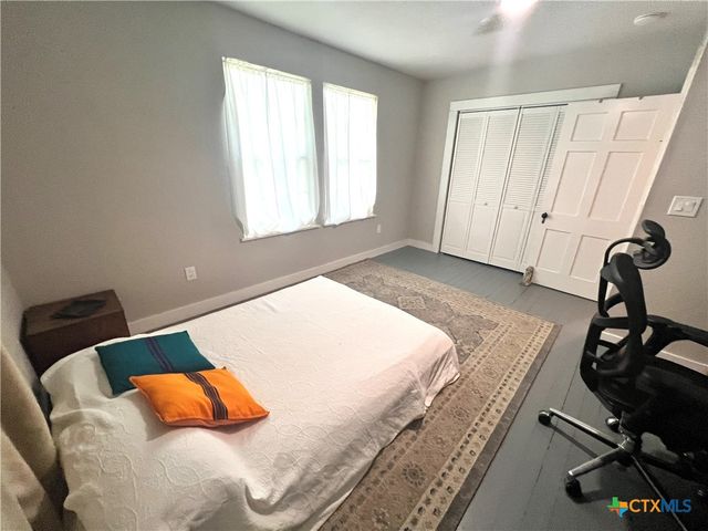 3080 S State Highway 123, Seguin, TX 78155