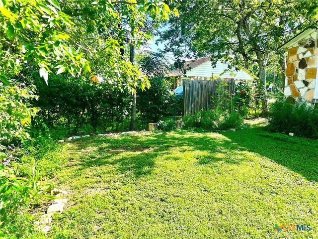 3080 S State Highway 123, Seguin, TX 78155