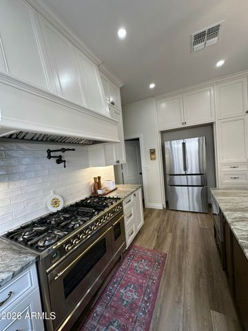 22366 N 68TH Drive, Glendale, AZ 85310