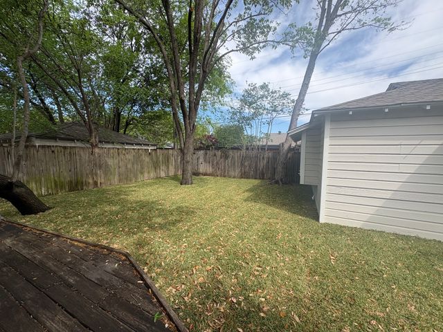 7525 Wentwood Drive, Dallas, TX 75225