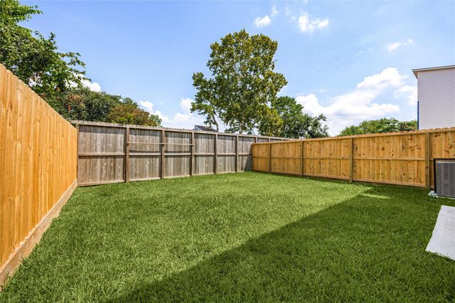 5018 Golden Forest Drive, Houston, TX 77091