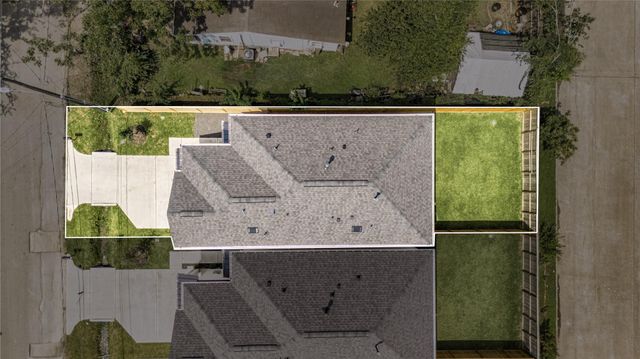 5018 Golden Forest Drive, Houston, TX 77091