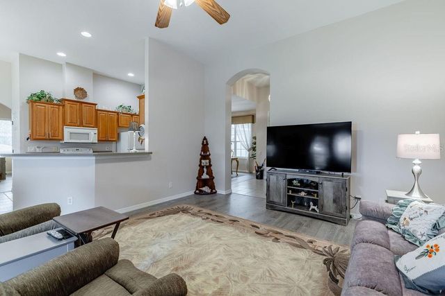 3370 SAINT LUCIA COURT, Tavares, FL 32778