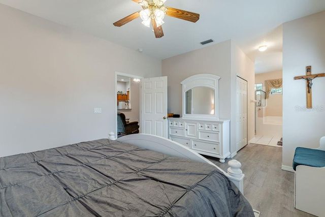 3370 SAINT LUCIA COURT, Tavares, FL 32778