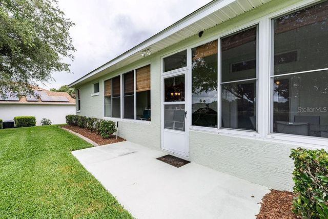 3370 SAINT LUCIA COURT, Tavares, FL 32778