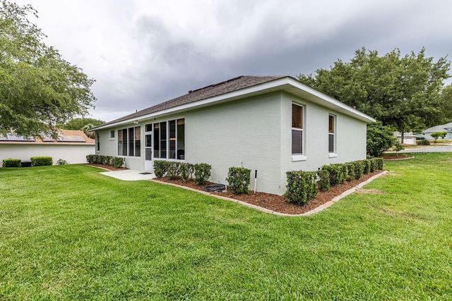 3370 SAINT LUCIA COURT, Tavares, FL 32778