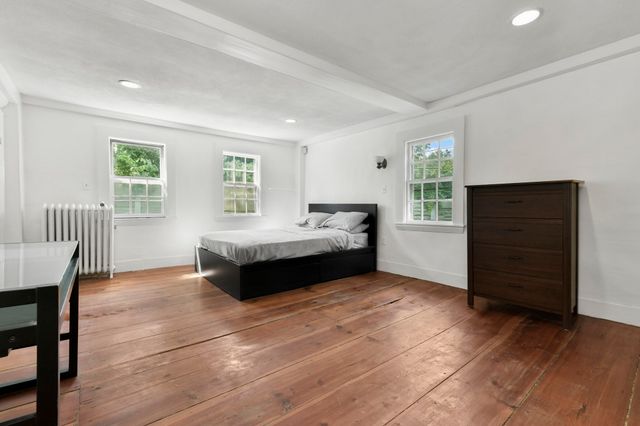 10 Reiling Pond Rd, Lincoln, MA 01773