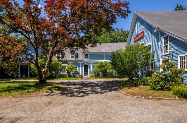 10 Reiling Pond Rd, Lincoln, MA 01773