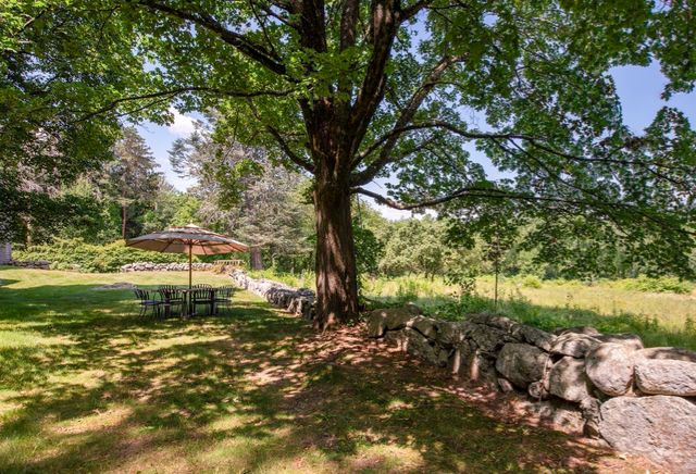10 Reiling Pond Rd, Lincoln, MA 01773