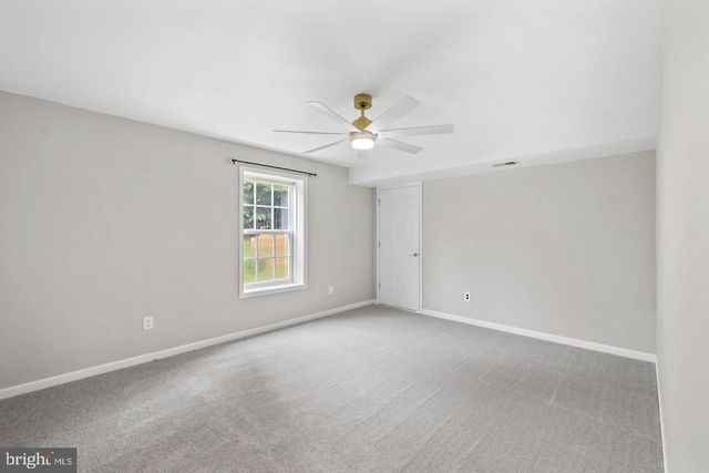29 MAPLEWOOD DR, Stafford, VA 22554