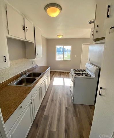 21 33 S 35th Street, San Diego, CA 92113