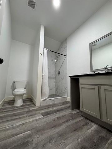 820 S Railroad Ave, Shepherd, TX 77371