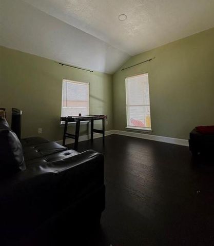 820 S Railroad Ave, Shepherd, TX 77371