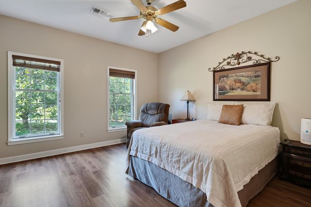 12965 WHISPERING PINES DR, Olive Branch, MS 38654