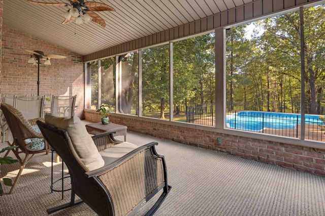 12965 WHISPERING PINES DR, Olive Branch, MS 38654