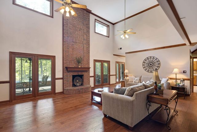 12965 WHISPERING PINES DR, Olive Branch, MS 38654