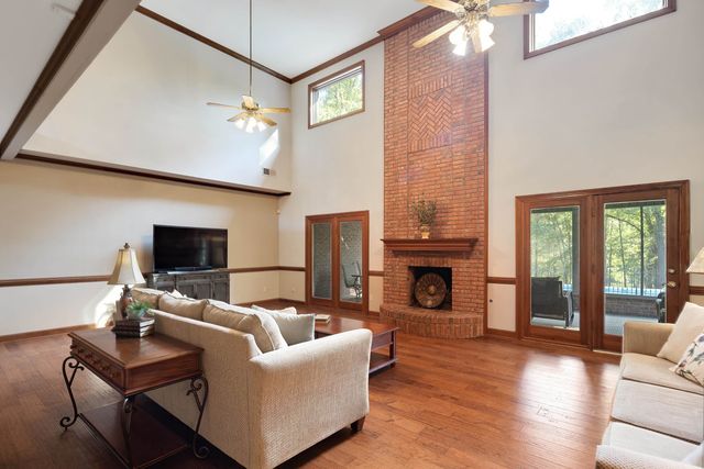 12965 WHISPERING PINES DR, Olive Branch, MS 38654