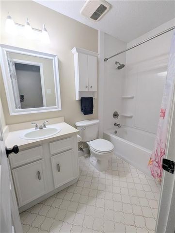 7233 Cherokee Trail W, Theodore, AL 36582