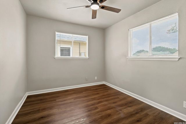 6835 TWIN LAKE DR, San Antonio, TX 78244