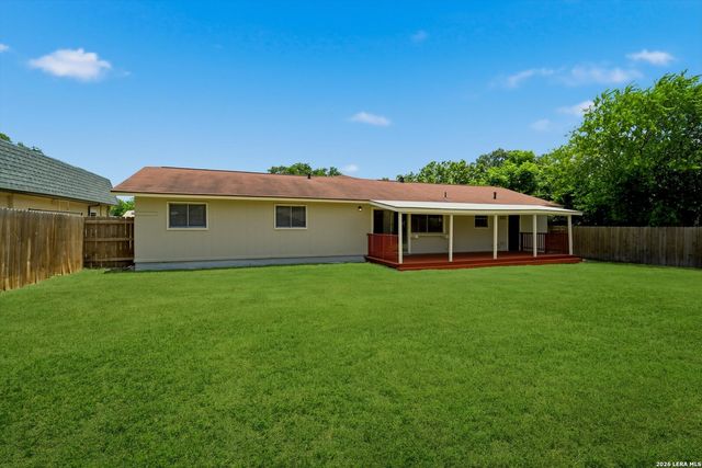 6835 TWIN LAKE DR, San Antonio, TX 78244
